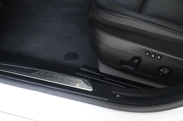 2022 Alfa Romeo Giulia Ti - 22899639 - 22