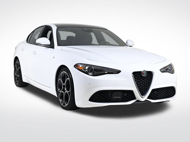 2022 Alfa Romeo Giulia Ti - 22899639 - 6