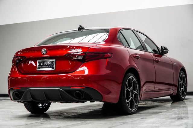 2022 Alfa Romeo Giulia Veloce - 22928219 - 11