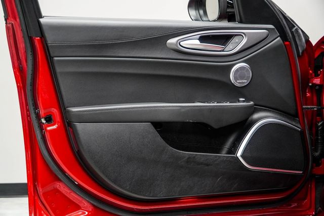 2022 Alfa Romeo Giulia Veloce - 22928219 - 30