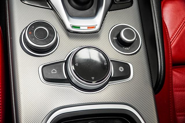 2022 Alfa Romeo Giulia Veloce - 22924587 - 17