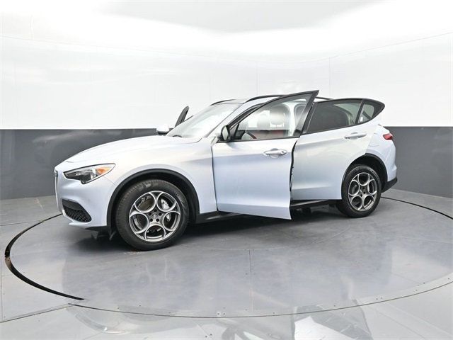2022 Alfa Romeo Stelvio Sprint AWD - 22872382 - 42