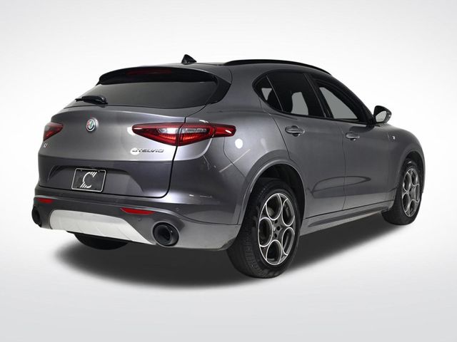 2022 Alfa Romeo Stelvio Ti - 22884603 - 4