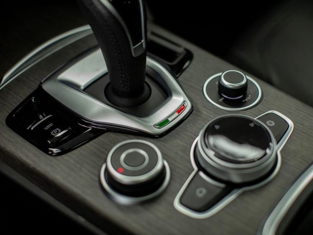 2022 Alfa Romeo Stelvio Ti - 22842261 - 25