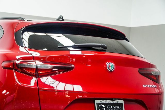 2022 Alfa Romeo Stelvio Ti - 22911394 - 12
