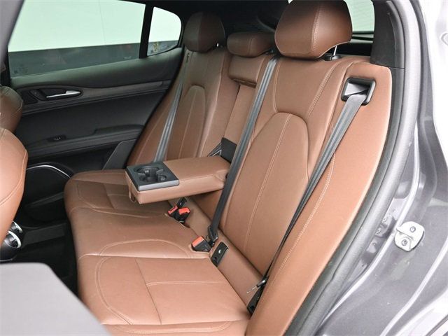 2022 Alfa Romeo Stelvio Ti - 22930365 - 10