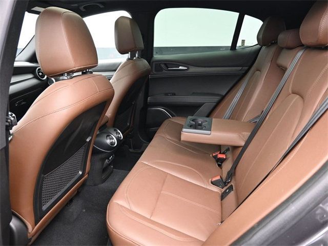 2022 Alfa Romeo Stelvio Ti - 22930365 - 11