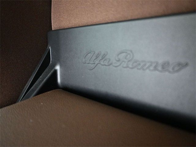 2022 Alfa Romeo Stelvio Ti - 22930365 - 15