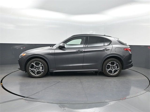 2022 Alfa Romeo Stelvio Ti - 22930365 - 1