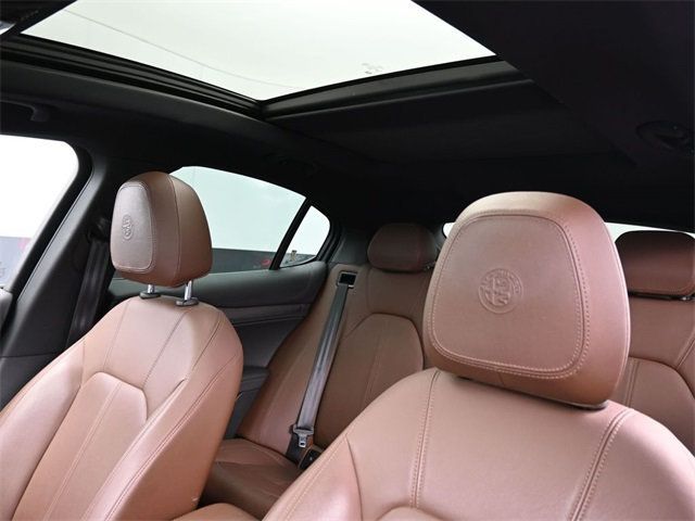 2022 Alfa Romeo Stelvio Ti - 22930365 - 7