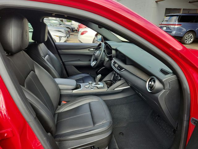 2022 Alfa Romeo Stelvio Ti AWD - 22934208 - 12