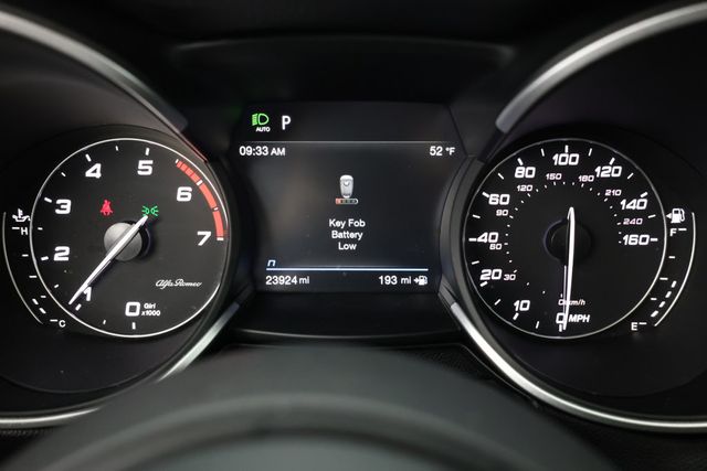 2022 Alfa Romeo Stelvio Ti AWD with Gloss-Red Calipers - 22938548 - 10