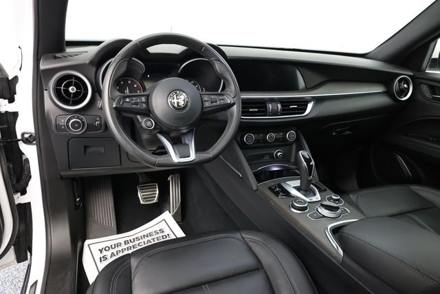 2022 Alfa Romeo Stelvio Ti AWD with Gloss-Red Calipers - 22938548 - 8