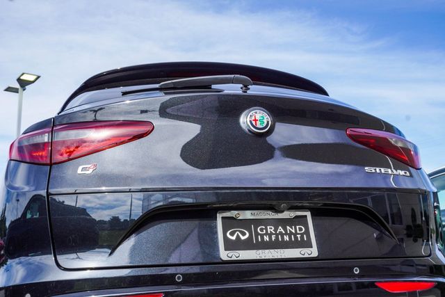 2022 Alfa Romeo Stelvio Veloce - 22917907 - 11