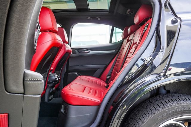 2022 Alfa Romeo Stelvio Veloce - 22917907 - 27