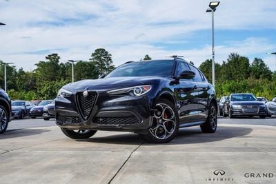 2022 Alfa Romeo Stelvio - ZASPAKBN4N7D42413