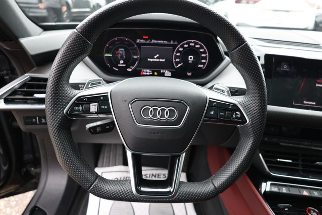 2022 Audi e-tron GT Prestige quattro - 22939880 - 12