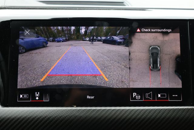 2022 Audi e-tron GT Prestige quattro - 22939880 - 18