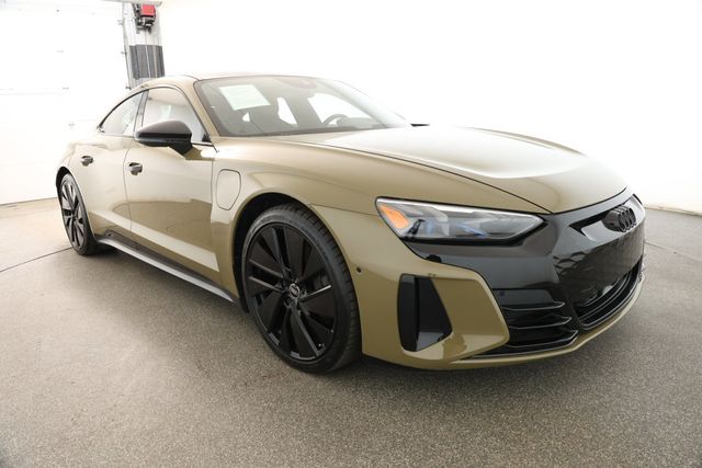 2022 Audi e-tron GT Prestige quattro w/ Performance Package & Full Leather Interior - 22932597 - 2