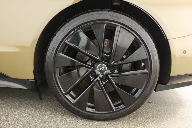 2022 Audi e-tron GT Prestige quattro w/ Performance Package & Full Leather Interior - 22932597 - 6