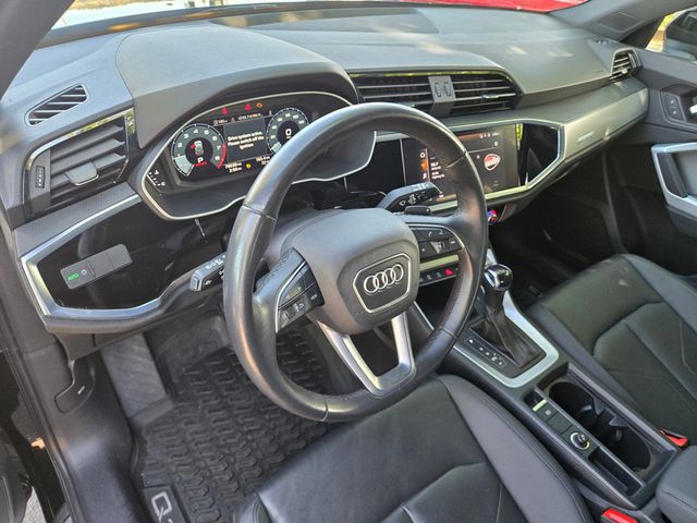 2022 Audi Q3 S line Premium 45 TFSI quattro - 22916501 - 10