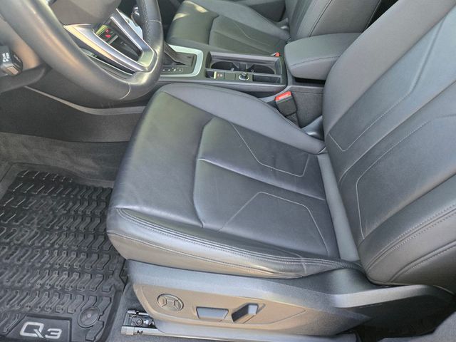 2022 Audi Q3 S line Premium 45 TFSI quattro - 22916501 - 21