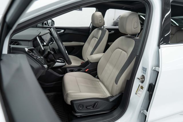 2022 Audi Q4 e-tron Prestige 50 quattro - 22377613 - 9