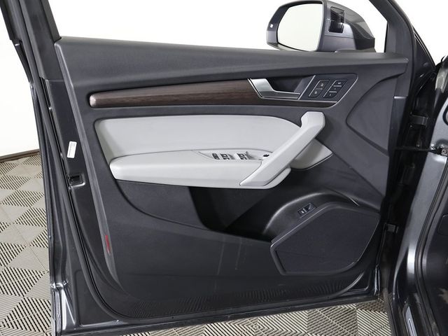 2022 Audi Q5 S line Premium 45 TFSI quattro - 22898291 - 23