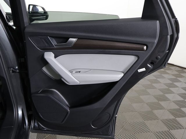 2022 Audi Q5 S line Premium 45 TFSI quattro - 22898291 - 26