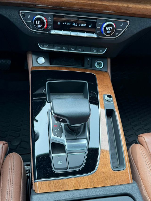 2022 Audi Q5 S line Prestige 45 TFSI quattro - 22936541 - 21