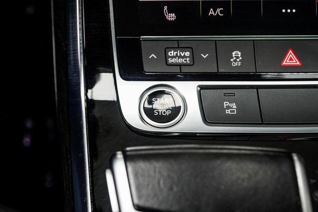 2022 Audi Q7 Premium Plus 55 TFSI quattro - 22914203 - 19