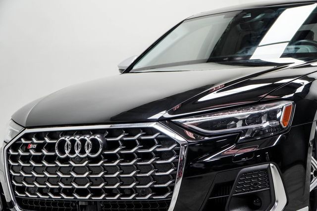 2022 Audi S8 4.0 TFSI - 22926670 - 1