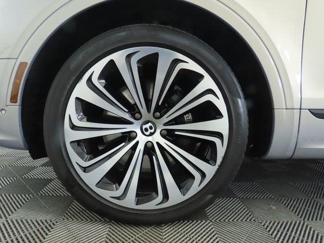 2022 Bentley Bentayga V8 AWD - 22936219 - 30
