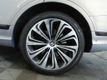 2022 Bentley Bentayga V8 AWD - 22936219 - 31