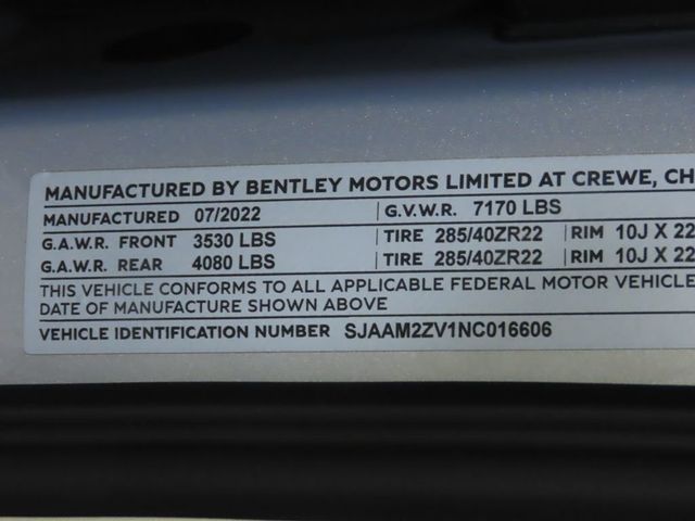 2022 Bentley Bentayga V8 AWD - 22936219 - 35