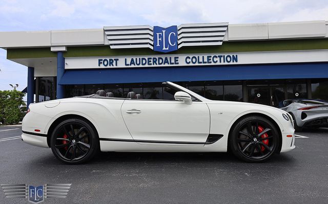 2022 Bentley Continental GTC V8 Mulliner Convertible - 22861831 - 9
