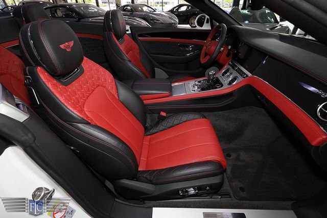 2022 Bentley Continental GTC V8 Mulliner Convertible - 22861831 - 15