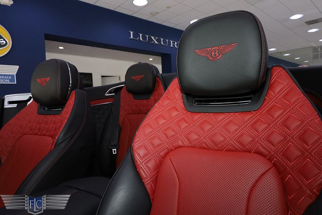 2022 Bentley Continental GTC V8 Mulliner Convertible - 22861831 - 16
