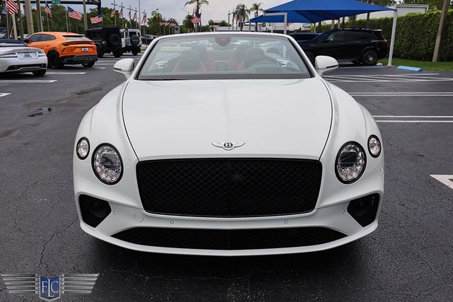 2022 Bentley Continental GTC V8 Mulliner Convertible - 22861831 - 7