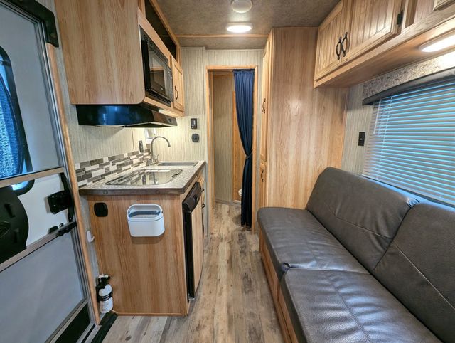2022 Bison QuickDraw 3 Horse Living Quarters  - 22921400 - 9