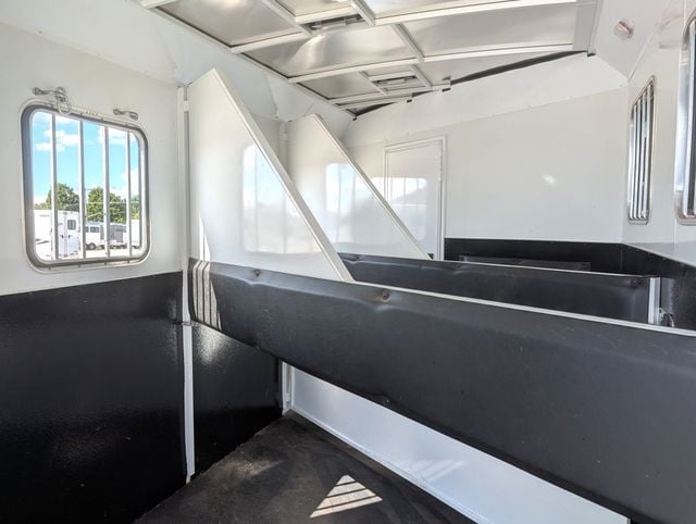 2022 Bison QuickDraw 3 Horse Living Quarters  - 22921400 - 4