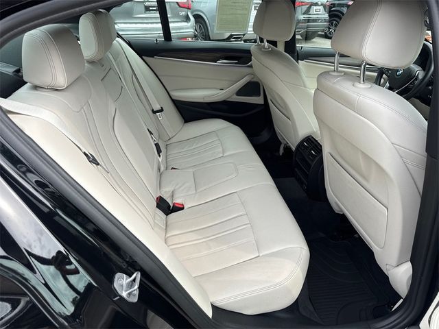 2022 BMW 5 Series 530i Sedan - 22831053 - 14