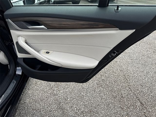 2022 BMW 5 Series 530i Sedan - 22831053 - 15