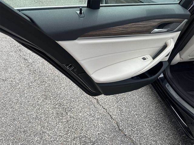 2022 BMW 5 Series 530i Sedan - 22831053 - 20