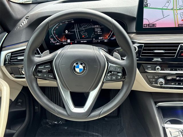 2022 BMW 5 Series 530i Sedan - 22831053 - 23