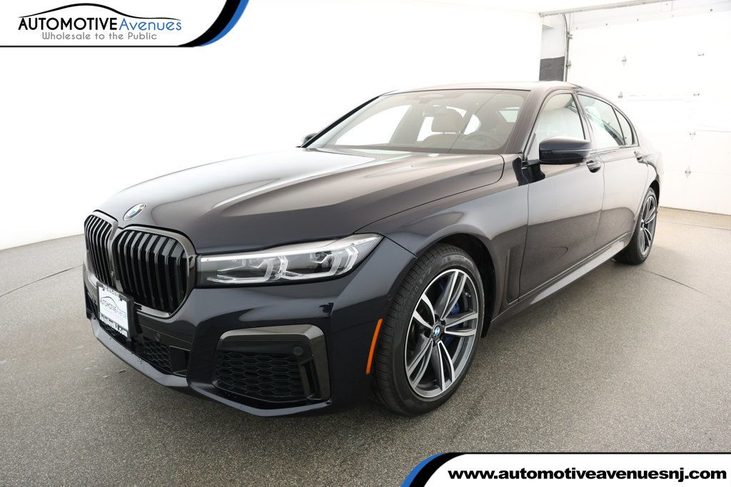 2022 BMW 7 Series 740i xDrive with M Sport, Premium & Driving Assistance Pro Pkgs - 22916654 | Video 1