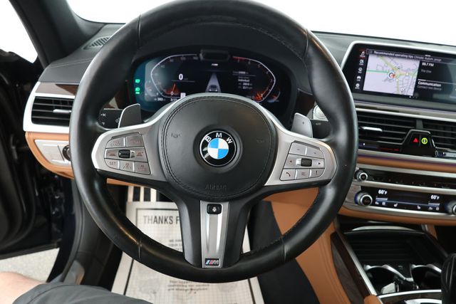 2022 BMW 7 Series 740i xDrive with M Sport, Premium & Driving Assistance Pro Pkgs - 22916654 - 11