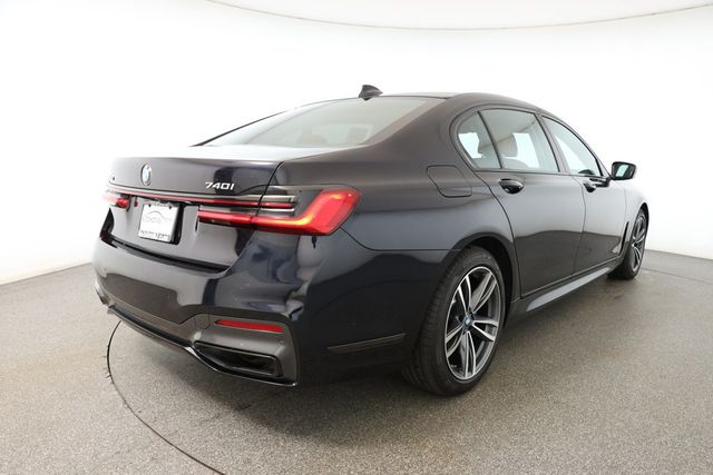 2022 BMW 7 Series 740i xDrive with M Sport, Premium & Driving Assistance Pro Pkgs - 22916654 - 3