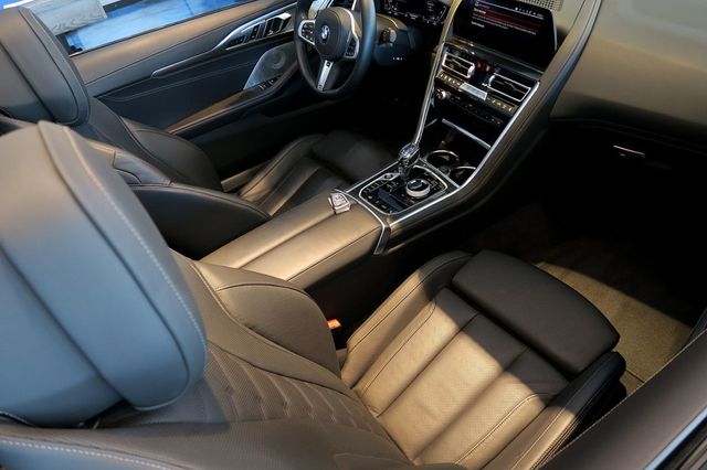 2022 BMW 8 Series M850i xDrive Convertible - 22936745 - 38