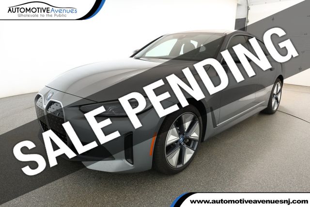2022 BMW i4 eDrive40 Gran Coupe with Premium Package & 19'' Wheels - 22925934 - 0